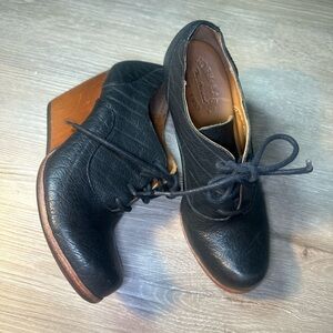 Kork-Ease Black Leather Lace-Up Oxfords 3” Wedge Heel Vintage Boho Size 6